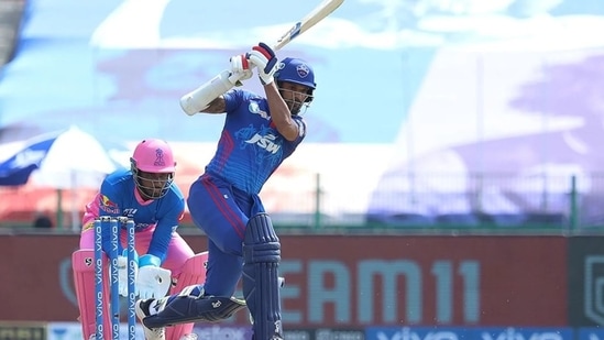 Shikhar Dhawan in action.(IPL)