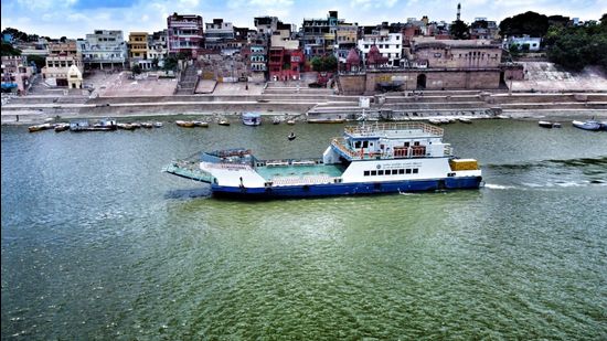 After seeing Kashi Vishwanath Corridor in Varanasi and offering prayers to Baba Kashi Vishwanath, the religious tourists interested in visiting Vindhyachal Corridor will board Ro Ro boat or ship. (HT)