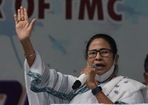 West Bengal chief minister Mamata Banerjee during an election campaign for the upcoming Bhabanipur bypoll, in Kolkata on Saturday.(Samir Jana) West Bengal chief minister Mamata Banerjee during an election campaign for the upcoming Bhabanipur bypoll, in Kolkata on Saturday.(Samir Jana)