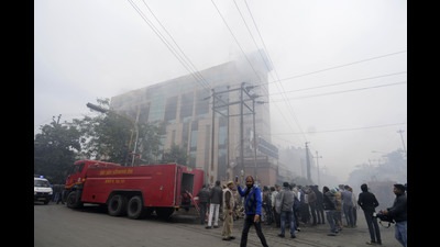 Currently, the maximum height a fire tender can reach in Noida is up to 42 metres. (HT Archive) Currently, the maximum height a fire tender can reach in Noida is up to 42 metres. (HT Archive)