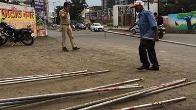 he forest department, last week, confiscated a number of pipes belonging to the Pune Municipal Corporation (PMC) from the NIBM- Mohammadwadi area. (HT PHOTO)