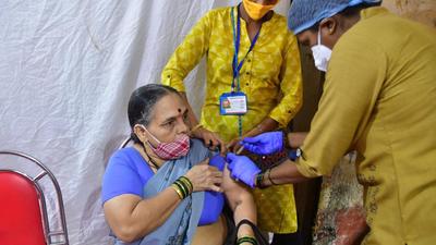 Brihanmumbai Municipal corporation (BMC) will conduct its second women-only Covid-19 vaccination drive in the city, on Monday, between 10am and 5pm across all municipal and government vaccination centres. (HT PHOTO) Brihanmumbai Municipal corporation (BMC) will conduct its second women-only Covid-19 vaccination drive in the city, on Monday, between 10am and 5pm across all municipal and government vaccination centres. (HT PHOTO)