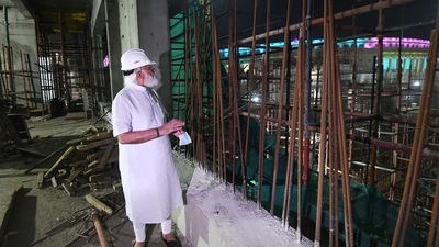  Prime Minister Narendra Modi inspects construction work of new Parliament building. (PTI) Prime Minister Narendra Modi inspects construction work of new Parliament building. (PTI)