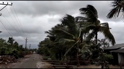 Strong winds and heavy rainfall have been witnessed in Srikakulam district of Andhra Pradesh as Cyclone Gulab landfall continues. (Screengrab from video by ANI)
