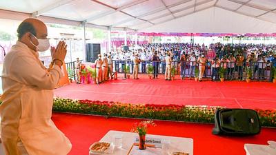 Karnataka chief minister Basavaraj Bommai-led BJP government in Karnataka said that there would be no stoppage of any services. (Twitter) Karnataka chief minister Basavaraj Bommai-led BJP government in Karnataka said that there would be no stoppage of any services. (Twitter)