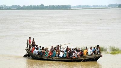 The remaining passengers were rescued by local fishermen and divers, while two of them swam to safety. (Representational image)