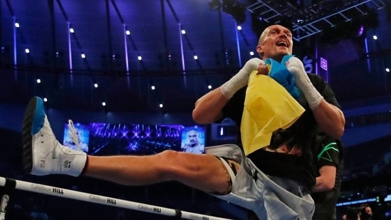 Usyk outclasses Joshua to claim world heavyweight titles(Action Images via Reuters)