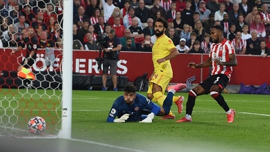 Mohamed Salah of Liverpool scores his side's second goal. (Getty) Mohamed Salah of Liverpool scores his side's second goal. (Getty)