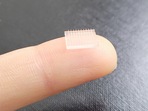 The technique uses 3D-printed microneedles lined up on a polymer patch and barely long enough to reach the skin to deliver vaccine.(uncnews.unc.edu) The technique uses 3D-printed microneedles lined up on a polymer patch and barely long enough to reach the skin to deliver vaccine.(uncnews.unc.edu)