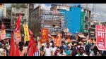 The Bharat Bandh called to mark one year of the contentious farm laws on Monday got limited response in Jharkhand, with workers of opposition parties hitting the streets and blocking traffic at major places in district towns and cities across the state. (HT PHOTO) The Bharat Bandh called to mark one year of the contentious farm laws on Monday got limited response in Jharkhand, with workers of opposition parties hitting the streets and blocking traffic at major places in district towns and cities across the state. (HT PHOTO)