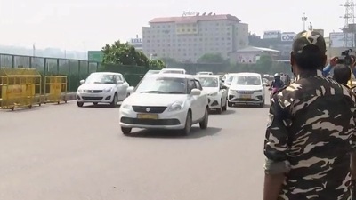 Jawans of paramilitary forces were checking vehicles at Gurugram border, which was barricaded due to Bharat Bandh. (ANI Photo) Jawans of paramilitary forces were checking vehicles at Gurugram border, which was barricaded due to Bharat Bandh. (ANI Photo)