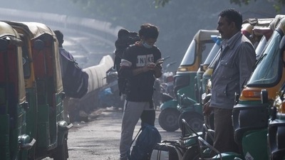 Auto, taxis operate normally in Delhi (Sanchit Khanna/HT file photo) Auto, taxis operate normally in Delhi (Sanchit Khanna/HT file photo)