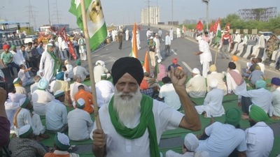 Farmers block Ghazipur border. (HT Photo) Farmers block Ghazipur border. (HT Photo)