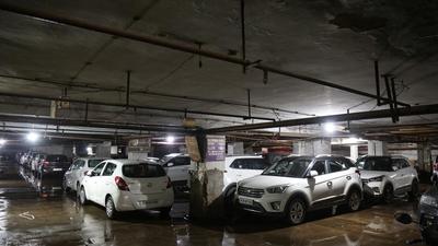 While the rules for plotted residential areas in Delhi remain unchanged, those for group housing societies have been altered. Under the current MPD-2021 norms, a parking area of two equivalent car spaces (ECS) needs to be reserved for 100 sqm of built up area. (Sanchit Khanna/HT PHOTO) While the rules for plotted residential areas in Delhi remain unchanged, those for group housing societies have been altered. Under the current MPD-2021 norms, a parking area of two equivalent car spaces (ECS) needs to be reserved for 100 sqm of built up area. (Sanchit Khanna/HT PHOTO)