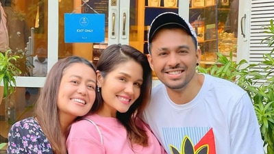 Sonu Kakkar replaced Neha Kakkar on Indian Idol 12. Sonu Kakkar replaced Neha Kakkar on Indian Idol 12.
