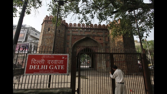 This World Tourism Day we explore the legacy of Delhi’s several gates; some of which still exist. The Delhi Gate is one of the 14 gates that was originally built by Mughal emperor Shah Jahan. (Photo: Raj K Raj/ HT)