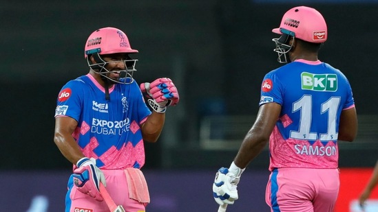 Mahipal Lomror (29*) and Samson stitched an important 84-run stand to take RR to 164/5 in 20 overs.(BCCI/IPL)