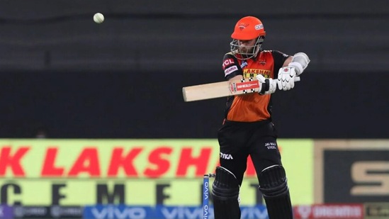 Williamson (51*) got to his fifty and hit the winning runs as SRH won by 7 wickets.(BCCI/IPL)