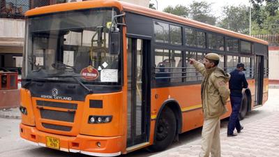 The DTC buses come directly under the Delhi government but the cluster buses are operated by private entities for the state transport department. (HT Photo) The DTC buses come directly under the Delhi government but the cluster buses are operated by private entities for the state transport department. (HT Photo)
