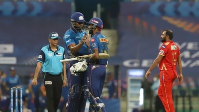 After Tiwary's wicket, Hardik Pandya took up the run-scoring duties. Along with Pollard (15 off 7*), he smashes an unbeaten 30-ball 40 to take MI to a 6-wicket win with 6 balls to spare. (BCCI/IPL) After Tiwary's wicket, Hardik Pandya took up the run-scoring duties. Along with Pollard (15 off 7*), he smashes an unbeaten 30-ball 40 to take MI to a 6-wicket win with 6 balls to spare. (BCCI/IPL)