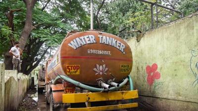Parvati water tanker filling station in Pune. Activists, opposition leaders cry foul over PMC’s change in water tanker specs. (HT FILE) Parvati water tanker filling station in Pune. Activists, opposition leaders cry foul over PMC’s change in water tanker specs. (HT FILE)