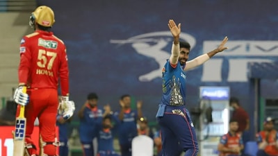 Jasprit Bumrah completed his two-wicket haul after dismissing Hooda on 28. (BCCI/IPL)