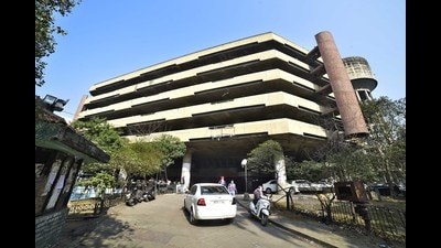 Apart from keeping a check on development works, residents can now submit complaints to Ludhiana MC through the social networking platforms, which will be resolved within 24 hours. (HT file) Apart from keeping a check on development works, residents can now submit complaints to Ludhiana MC through the social networking platforms, which will be resolved within 24 hours. (HT file)
