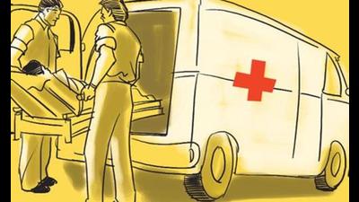A 17-year-old gym trainer dies in road accident after his two-wheeler is hit by an unknown vehicle on Vashi bridge. (HT FILE)