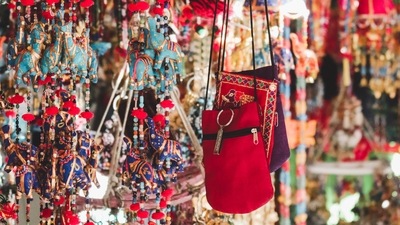 Take a tour of the bazaars: Whether you are a shopaholic or not, you need to visit their markets and check out their famous fabrics, vibrant ethnic wear and jewellery. (Unsplash) Take a tour of the bazaars: Whether you are a shopaholic or not, you need to visit their markets and check out their famous fabrics, vibrant ethnic wear and jewellery. (Unsplash)