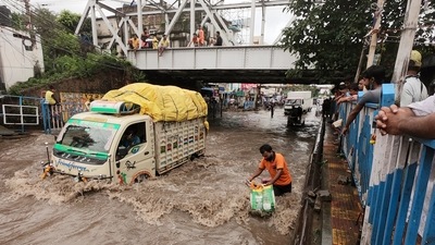 Over 35,000 people have been evacuated from low-lying areas in West Bengal's South 24 Parganas. (ANI Photo)