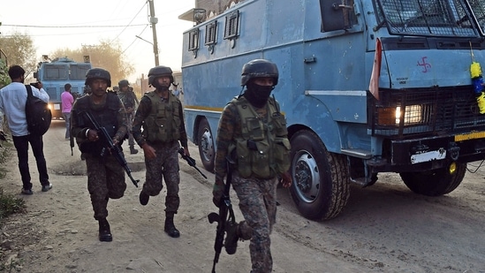 Security personnel seen in Jammu and Kashmir.(File Photo/ANI) Security personnel seen in Jammu and Kashmir.(File Photo/ANI)