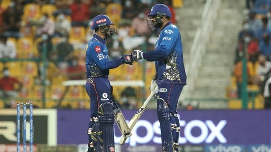 De Kock and Saurabh Tiwary shared an important 45-run stand for the third wicket.(BCCI/IPL)