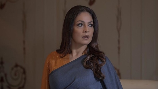 Pooja Bhatt in a still from the Netflix series Bombay Begums.