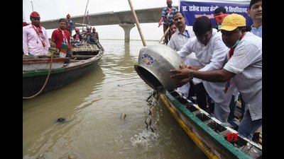 River ranching would help in achieving sustainable fisheries, reducing habitat degradation, conserving biodiversity of the Ganga. (Photo for representation) River ranching would help in achieving sustainable fisheries, reducing habitat degradation, conserving biodiversity of the Ganga. (Photo for representation)