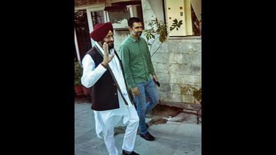 Congress MLA Sujit Singh Dhiman at Navjot Singh Sidhu’s residence in Patiala amid the party crisis on Wednesday. Congress MLA Sujit Singh Dhiman at Navjot Singh Sidhu’s residence in Patiala amid the party crisis on Wednesday.