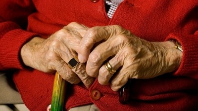 While the risk of death generally increases throughout our lifetime, the researchers' analysis shows that risk eventually plateaus and remains constant at approximately 50-50. (File Photo / REUTERS) While the risk of death generally increases throughout our lifetime, the researchers' analysis shows that risk eventually plateaus and remains constant at approximately 50-50. (File Photo / REUTERS)