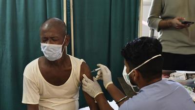 Officials said that a three-day mega vaccination campaign will be held till October 1, with an overall target of administering Covid-19 vaccinations to 60,000 residents. (Vipin Kumar /HT PHOTO) Officials said that a three-day mega vaccination campaign will be held till October 1, with an overall target of administering Covid-19 vaccinations to 60,000 residents. (Vipin Kumar /HT PHOTO)