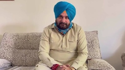 Navjot Singh Sidhu released a video message on Wednesday morning. (Twitter/@sherryontop) Navjot Singh Sidhu released a video message on Wednesday morning. (Twitter/@sherryontop)