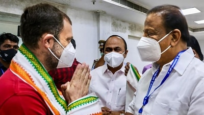 Congress MP Rahul Gandhi arrives in Wayanad on Wednesday. (PTI Photo) (PTI) Congress MP Rahul Gandhi arrives in Wayanad on Wednesday. (PTI Photo) (PTI)