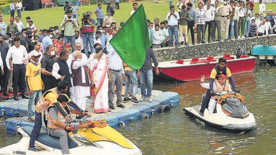 Haryana chief minister Manohar Lal Khattar launching water and aero sports activities at Tikkar Taal in Morni Hills on Wednesday. He also laid the foundation stone of the first tourist facilitation centre in Panchkula. (HT PHOTO)