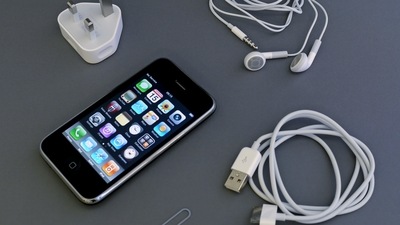 Universal Adaptors: Sometimes while travelling, you might not find the right socket for your charge and end up with a dead phone so make sure to carry a universal adaptor with you. (Unsplash) Universal Adaptors: Sometimes while travelling, you might not find the right socket for your charge and end up with a dead phone so make sure to carry a universal adaptor with you. (Unsplash)