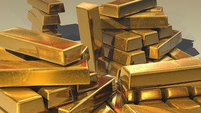 A total of four packets of gold were recovered from the man who was later detained by the security force. (Representational Image) A total of four packets of gold were recovered from the man who was later detained by the security force. (Representational Image)