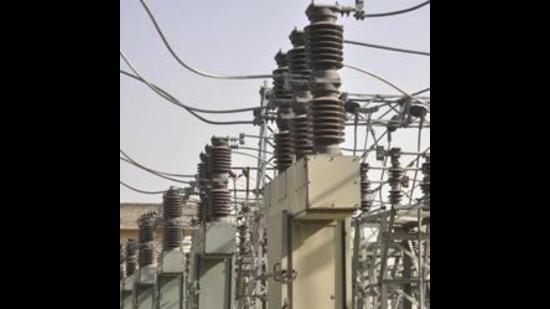 The decision to waive the power bill arrears of domestic consumers having up to 2kW load usage was taken in the Punjab cabinet meeting on Wednesday. (HT FIle)