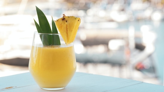 Pineapple Juice: This is considered to be one of the quickest and most effective ways of treating bad breath. It is suggested to drink pineapple juice or a slice of pineapple after a meal and rinse the mouth.(Unsplash)