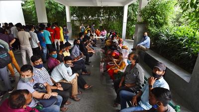 As part of the ongoing mega Covid-19 vaccination drive, 30,984 people were vaccinated in the district on Thursday across 200 session sites. (Vipin Kumar /HT PHOTO) As part of the ongoing mega Covid-19 vaccination drive, 30,984 people were vaccinated in the district on Thursday across 200 session sites. (Vipin Kumar /HT PHOTO)