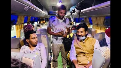 Punjab transport minister Amrinder Singh Raja Warring (right) interacting with a passenger during his bus ride from Rajpura to Patiala on Thursday morning. (HT Photo) Punjab transport minister Amrinder Singh Raja Warring (right) interacting with a passenger during his bus ride from Rajpura to Patiala on Thursday morning. (HT Photo)