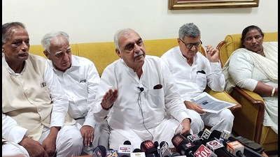 Former Haryana chief minister and leader of Opposition Bhupinder Singh Hooda addressing a press conference in Rohtak on Thursday. (Manoj Dhaka/HT) Former Haryana chief minister and leader of Opposition Bhupinder Singh Hooda addressing a press conference in Rohtak on Thursday. (Manoj Dhaka/HT)