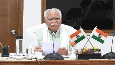 School students from Haryana who would climb any one of the 10 highest mountain peaks in the world will be given a cash award of ₹5 lakh, Chief Minister Manohar Lal Khattar said on Thursday. (HT file) School students from Haryana who would climb any one of the 10 highest mountain peaks in the world will be given a cash award of ₹5 lakh, Chief Minister Manohar Lal Khattar said on Thursday. (HT file)