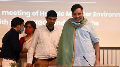 Delhi environment minister Gopal Rai took suggestions from the residents on ways to improve the pollution control measures being undertaken by the Delhi government. (Raj K Raj/HT Photo)
