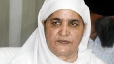 SGPC president Bibi Jagir Kaur said the gurdwara body will establish contact with foreign colleges and universities for the benefit of study wanting to go abroad. (HT FILE)